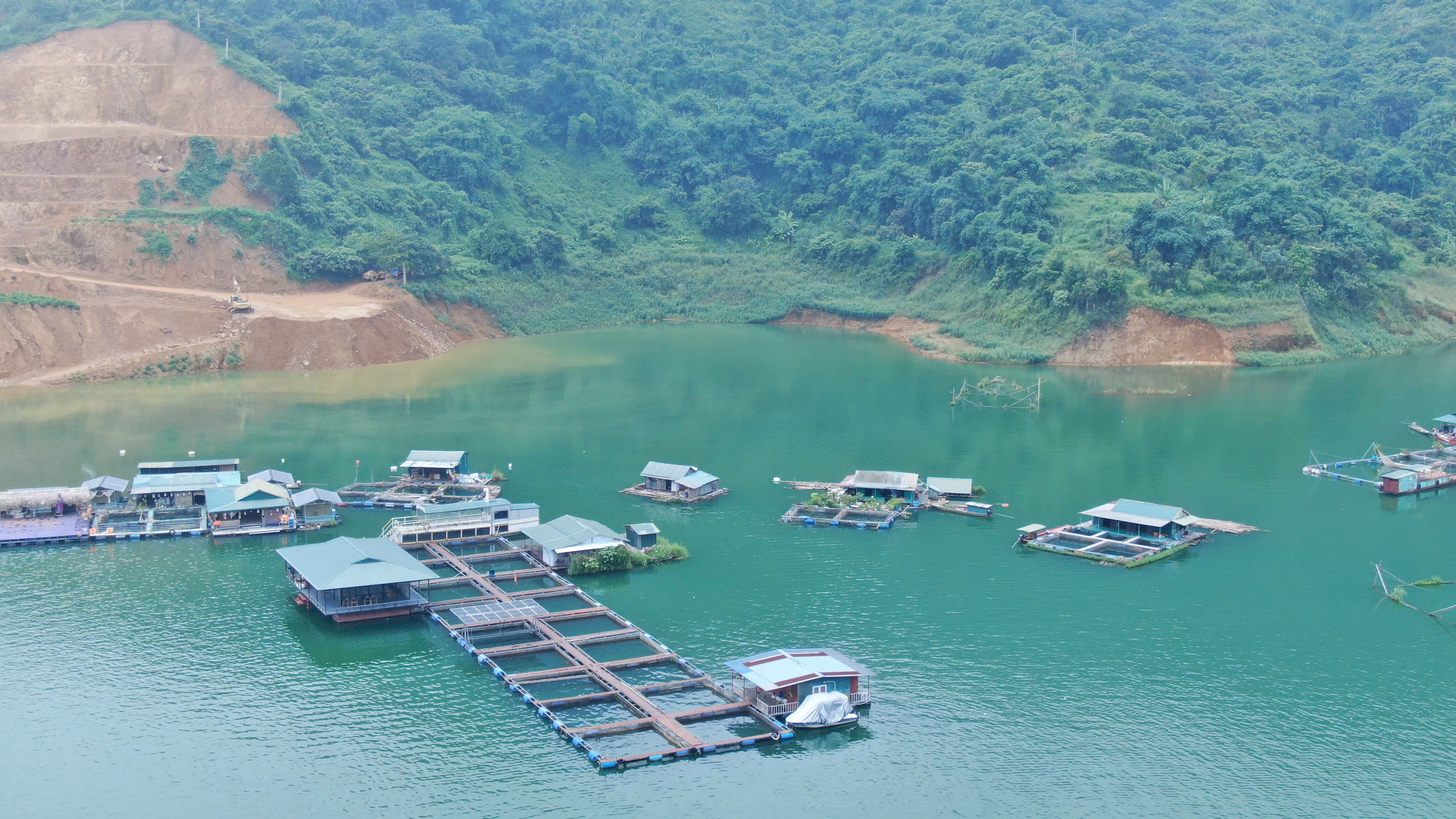 Z6816905673335 E616263f9ee2f7c22d02f7b2019227df