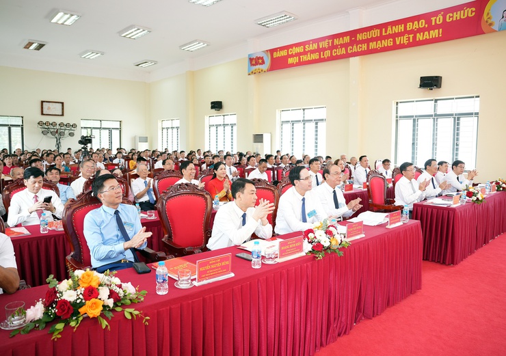 Đại hội đại biểu Đảng bộ xã Hòa Phú lần thứ I, nhiệm kỳ 2025 -2030 diễn ra thành công tốt đẹp- Ảnh 1.