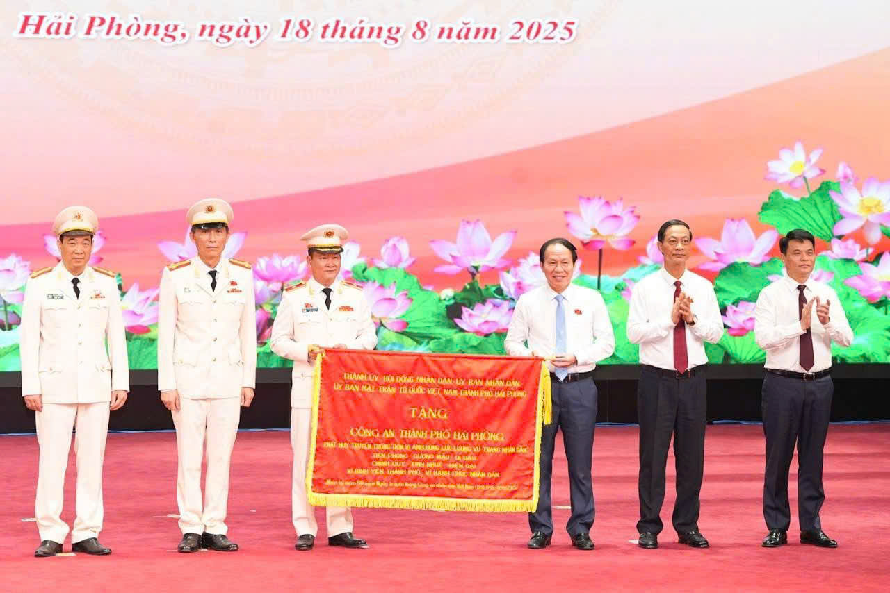 Z6920539471675 0461555bbefec186d65fa124858c82f2