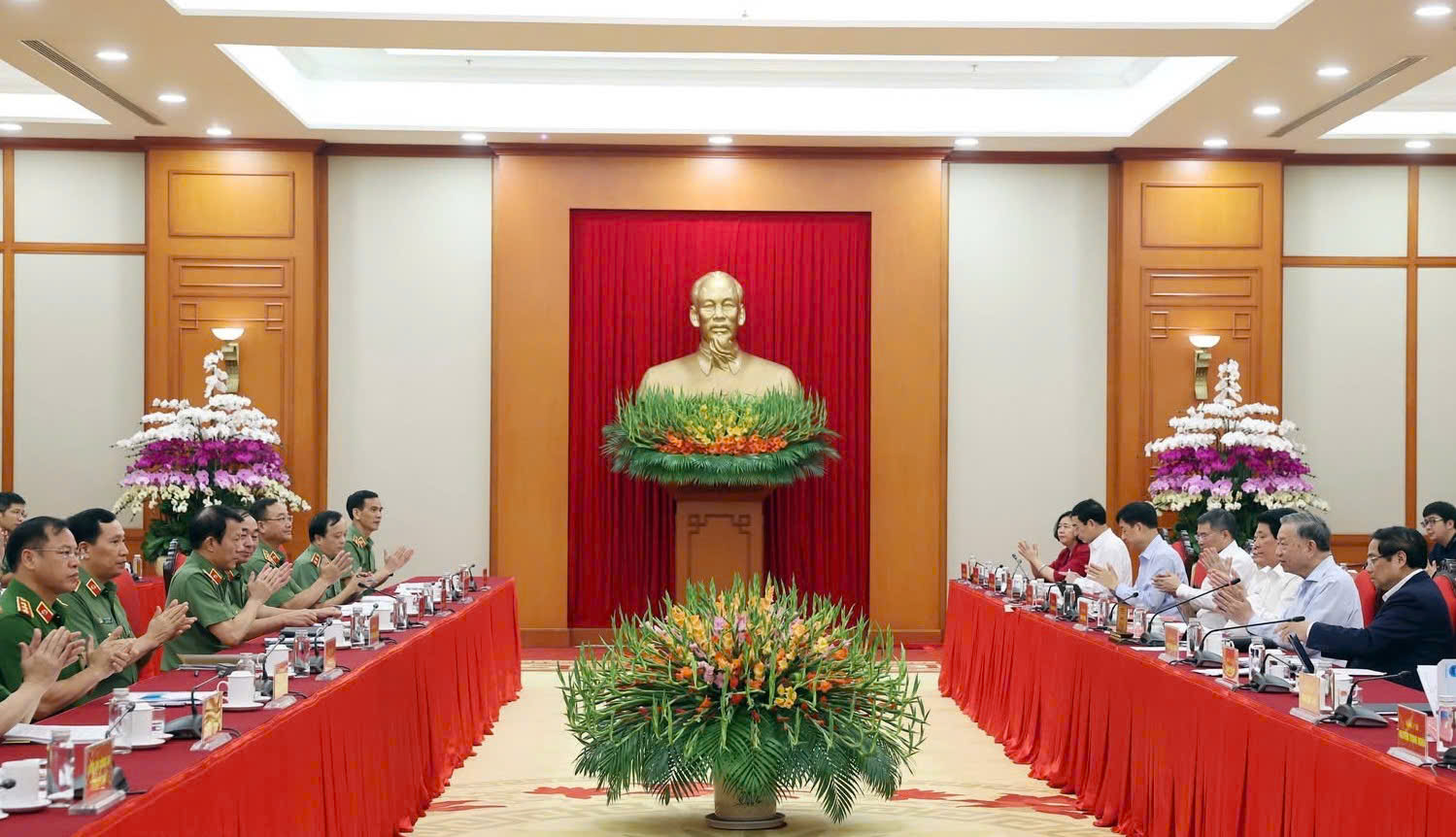 Z6990987165506 1288764c2bfdf997b0f4a0cb8129d69e