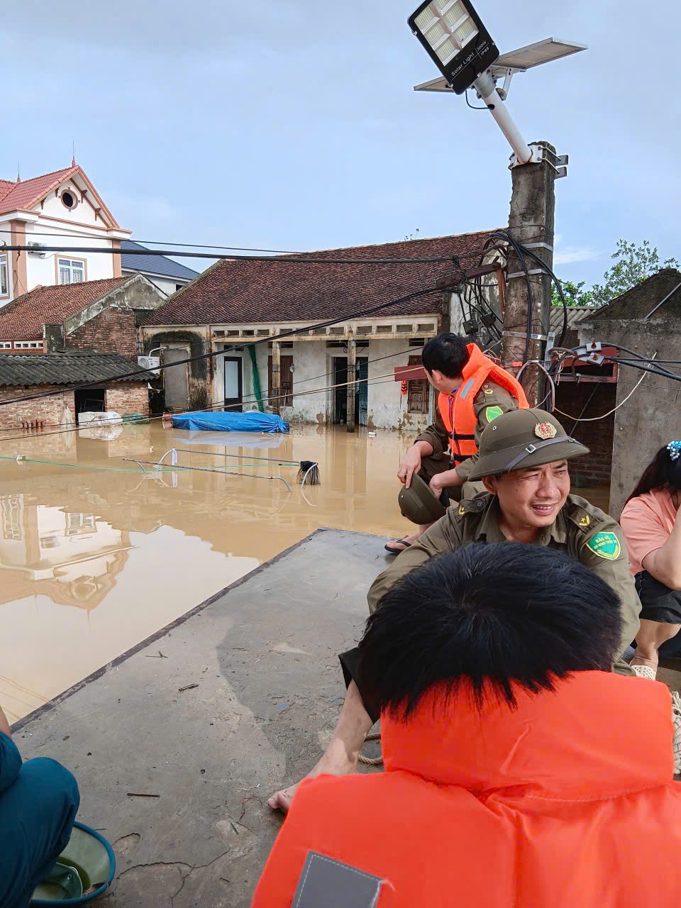 Z7095124628075 408f88b179f144534d3137329ef5f326