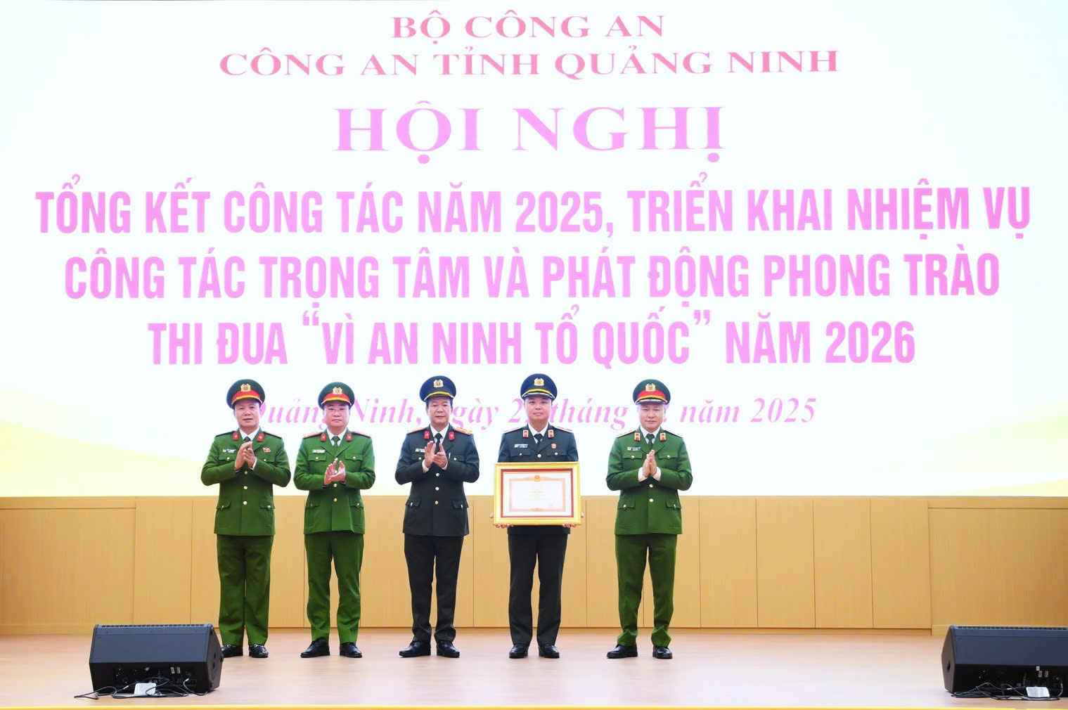 Z7354026499095 Ccb10687c4cf41d12264d24908bca891