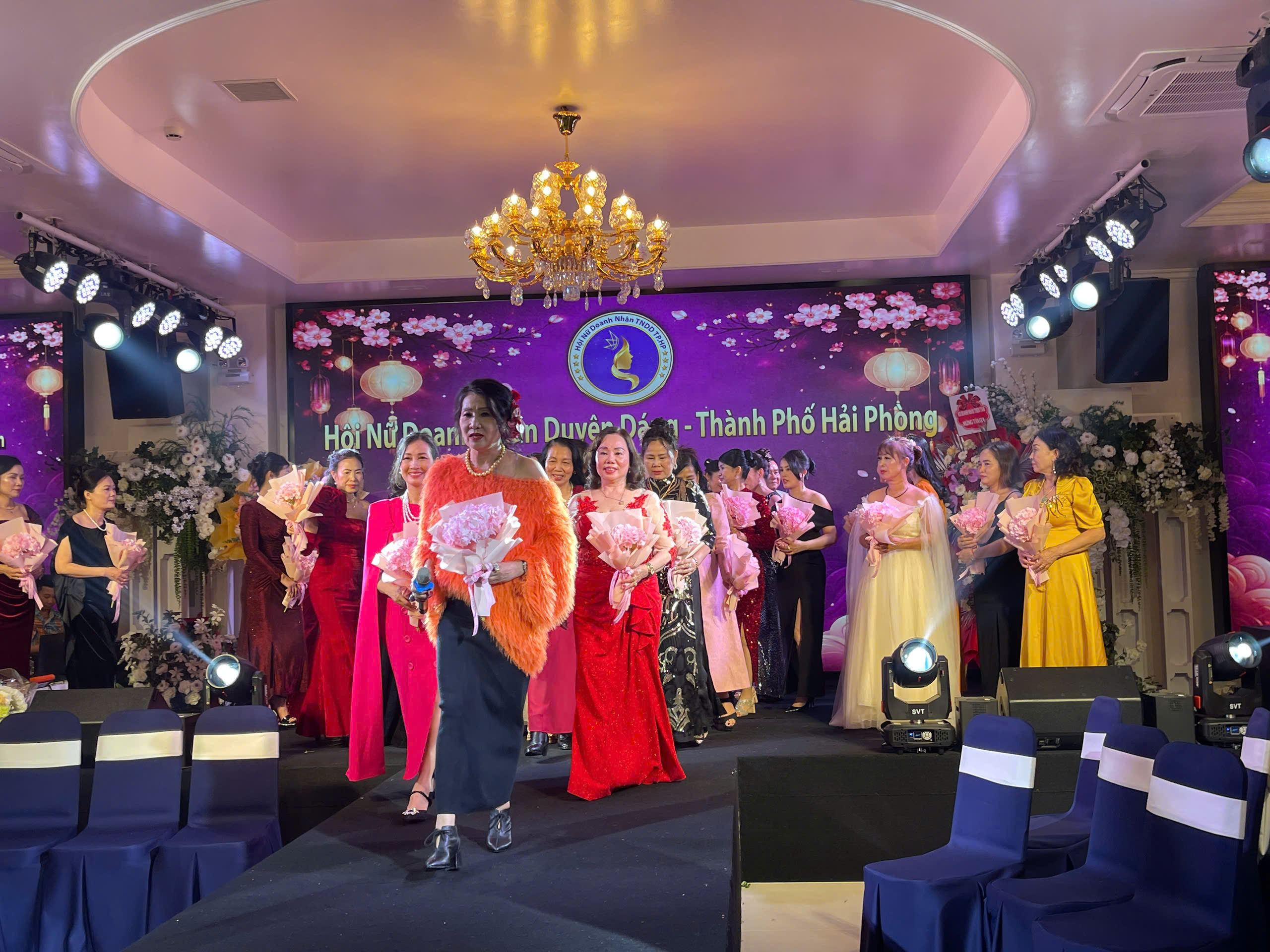 Z7447302410057 1e0951ac8fb8dbcb127351de4fb66d65