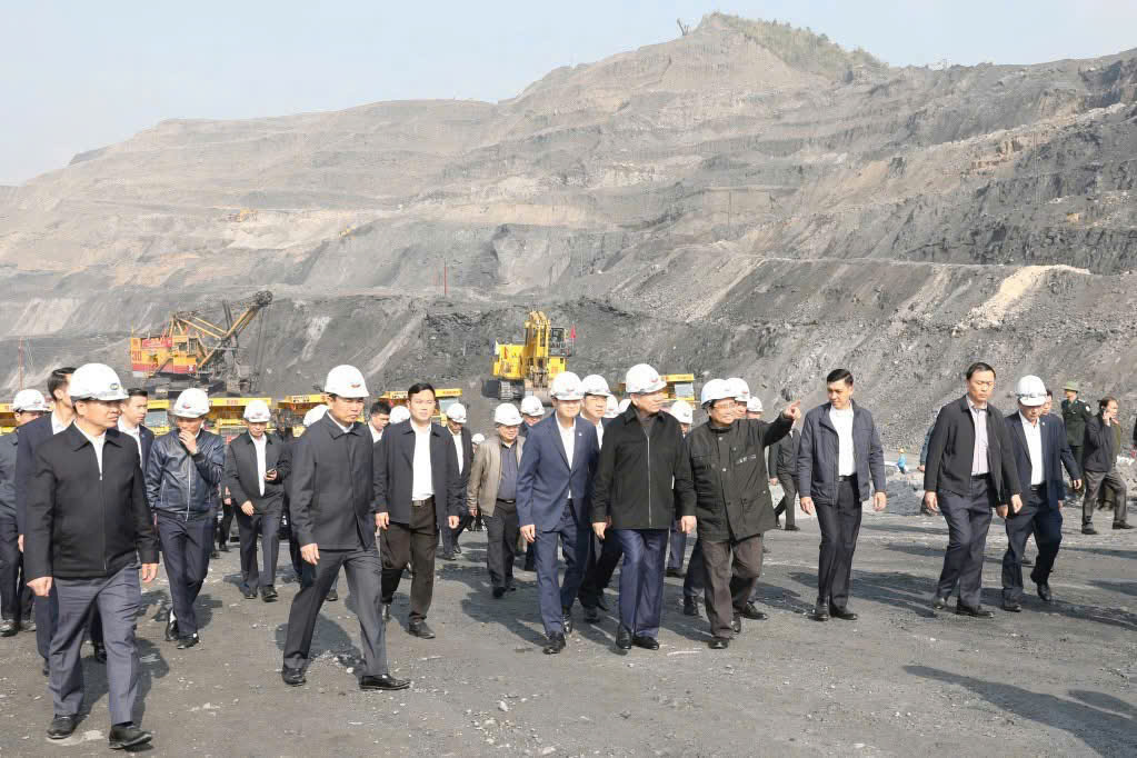 Z7474047784154 52b0f98f7a253d5287bd21f76e022aaf