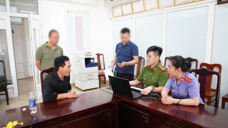 Z7477414453373 2ec21904fc67f62b7f7c302db5afa318