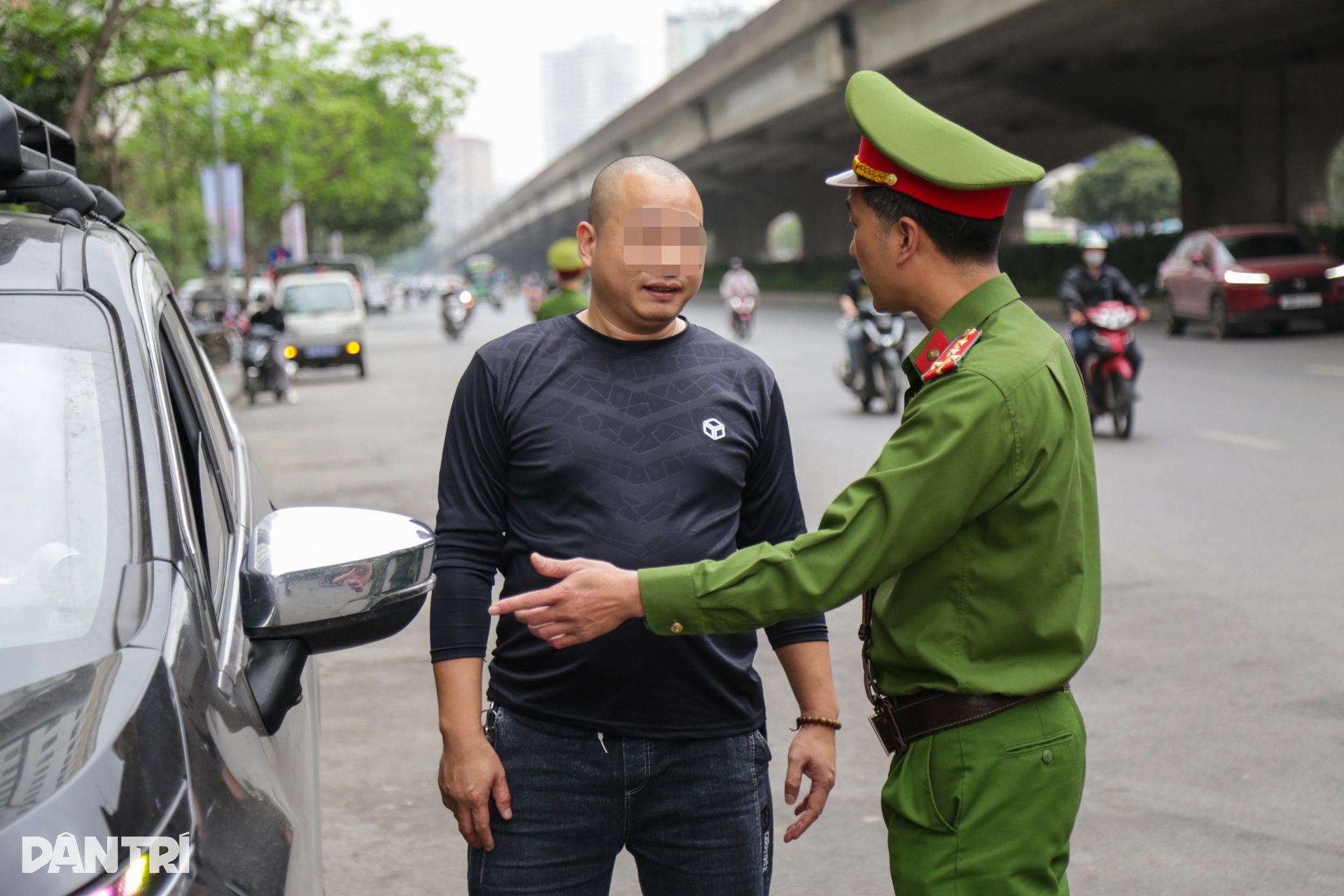 Khu chợ tạm tồn tại hàng chục năm ở Hà Nội bị giải tỏa - 13 Khu chợ tạm tồn tại hàng chục năm ở Hà Nội bị giải tỏa - 13