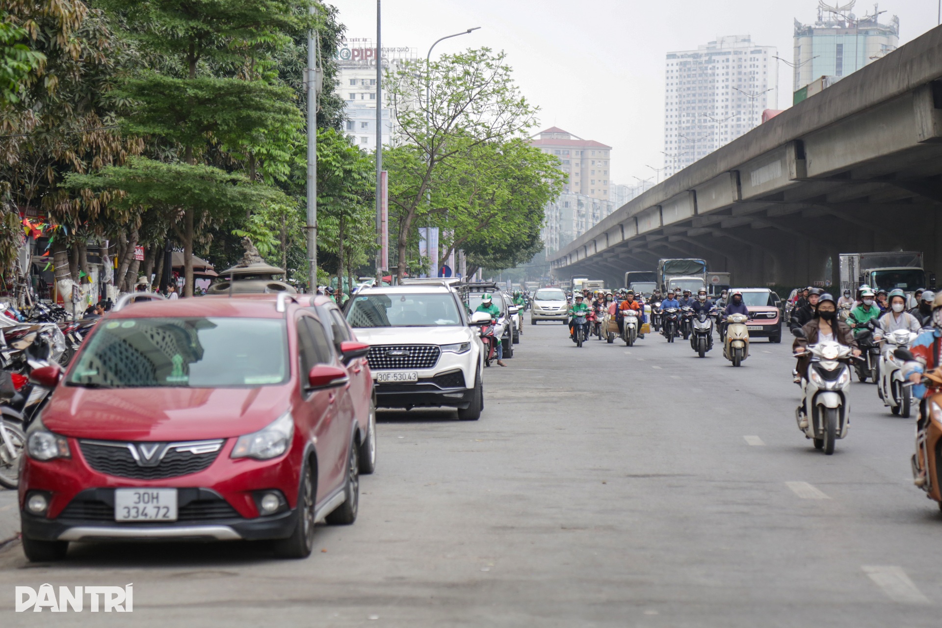 Khu chợ tạm tồn tại hàng chục năm ở Hà Nội bị giải tỏa - 14 Khu chợ tạm tồn tại hàng chục năm ở Hà Nội bị giải tỏa - 14